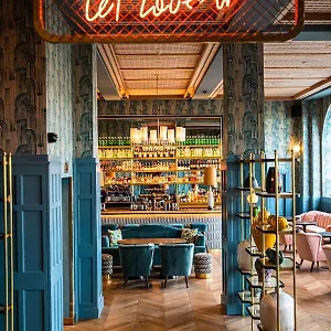 4* Отель The Clarence